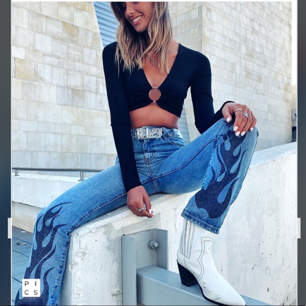 Adika Flame Mom Jeans